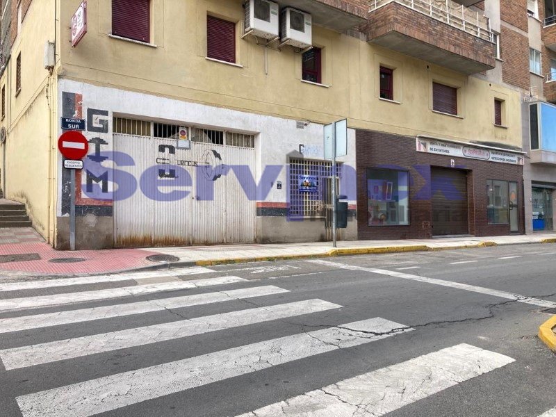 LOCAL DE 200 M2 EN LA RONDA SUR