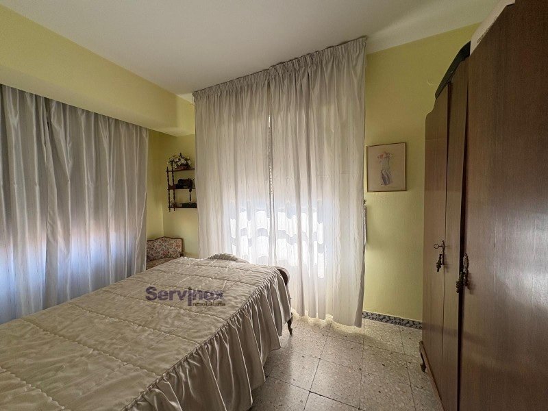 VENTA DE 2 VIVIENDAS CON 2 COCHERAS INDEPENDIENTES, ZONA CENTRO