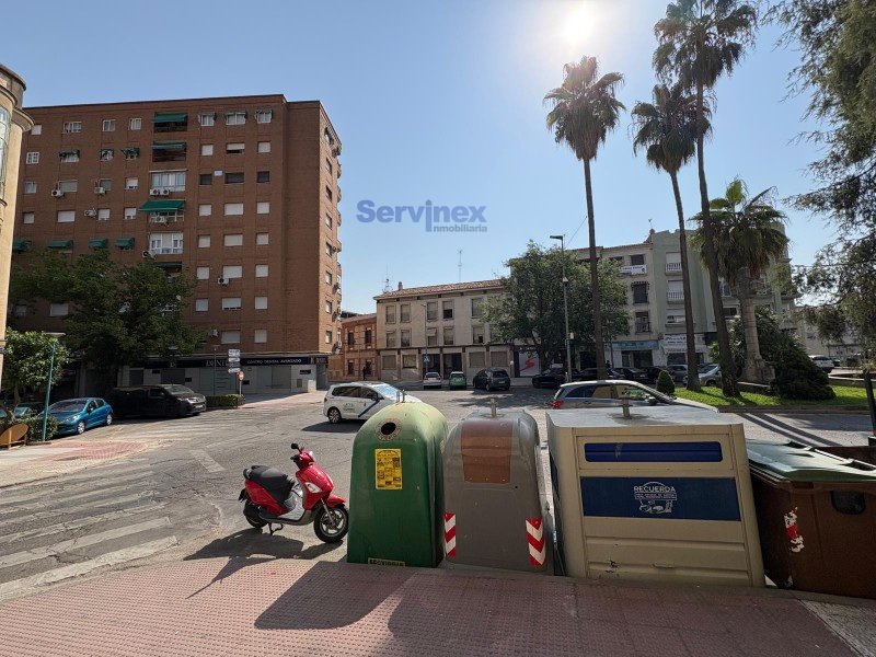 PISO EN EL PASEO DE LA ESTACIÓN PISO EN EL PASEO DE LA ESTACIÓN