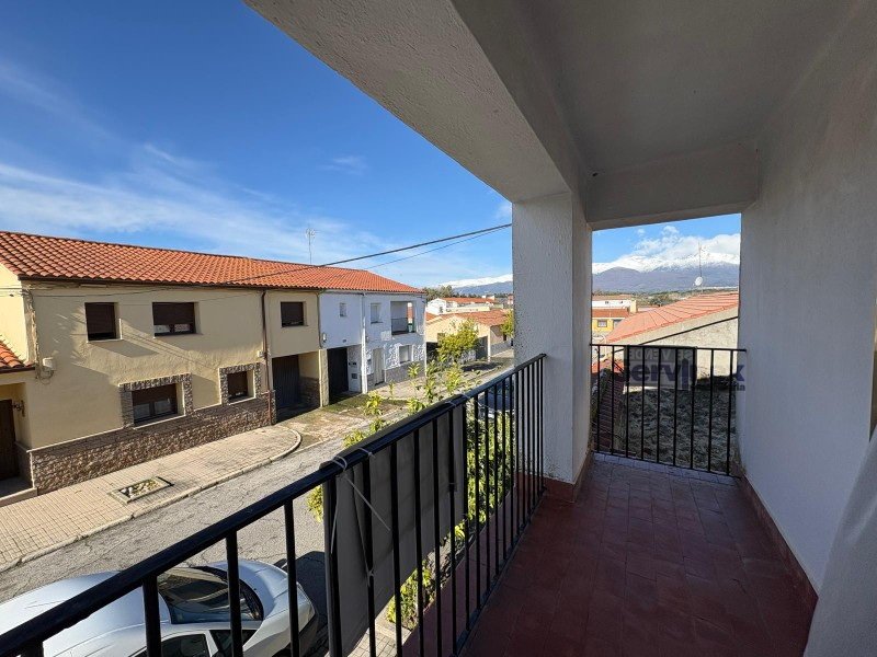 CASA EN BARQUILLA DE PINARES