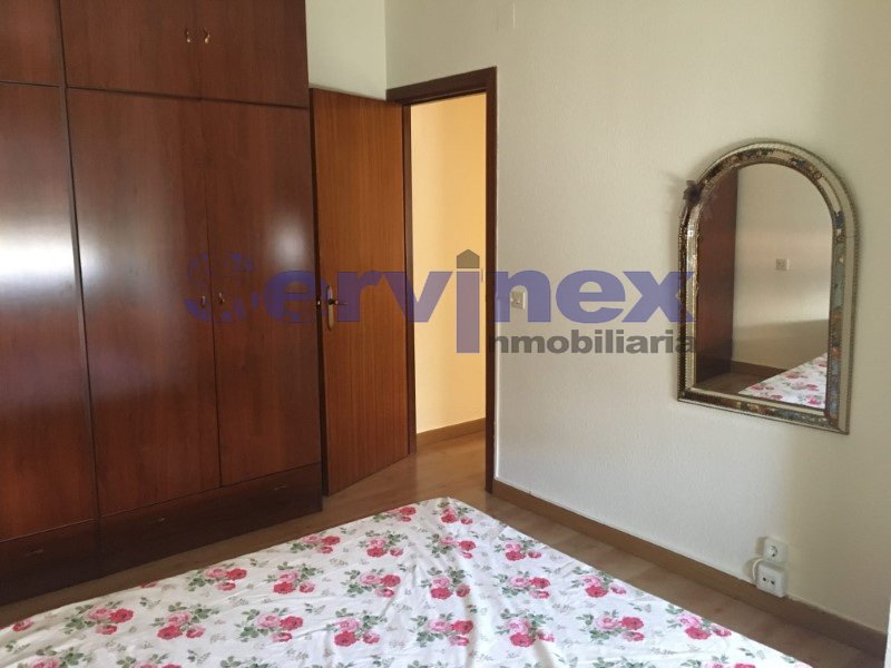 ÁTICO CON TERRAZA DE 30 M2 , ZONA CENTRO