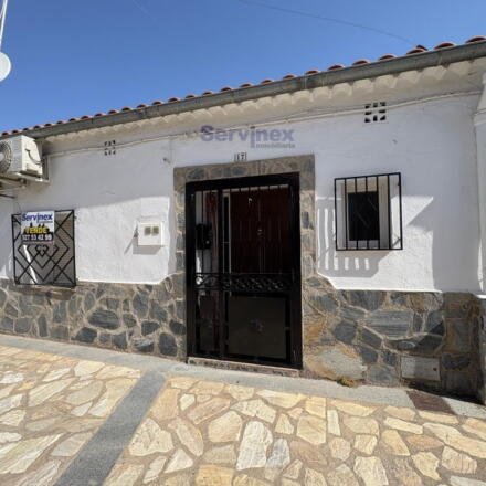 CASA EN CASATEJADA