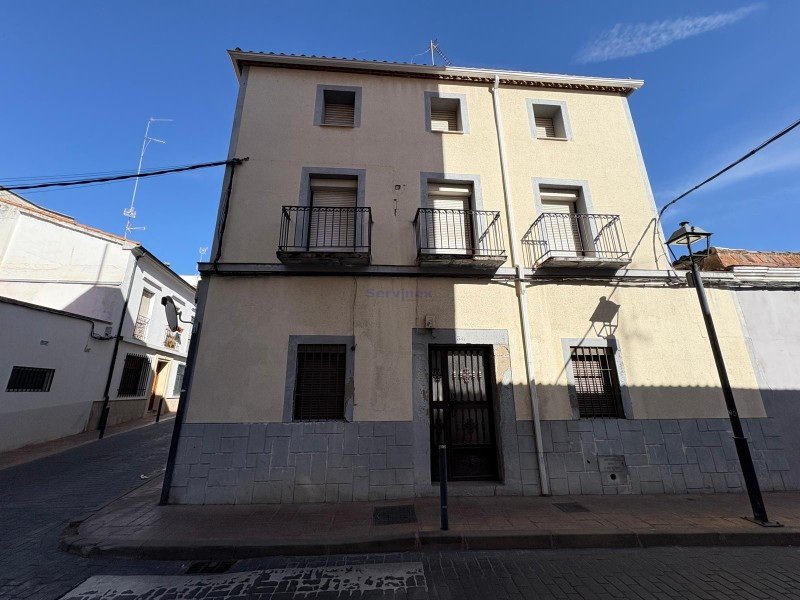 CASA EN LA C/ GABRIEL Y GALÁN