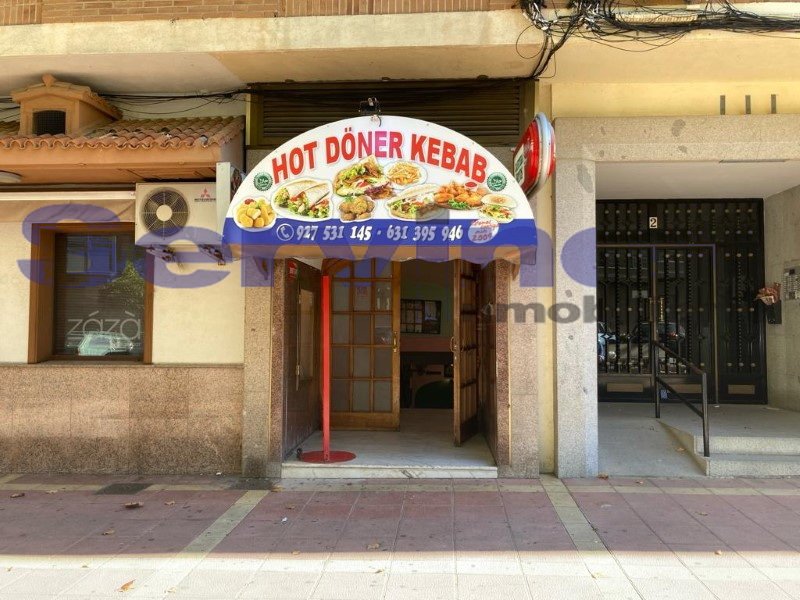 LOCAL TOTALMENTE ACONDICIONADO EN EL PASEO DE LA ESTACIÓN