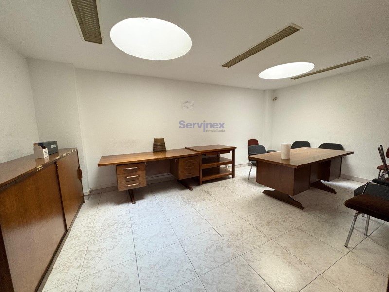 OFICINA  TOTALMENTE ACONDICIONADA DE 150 M2 APROX, C/ PABLO LUENGO