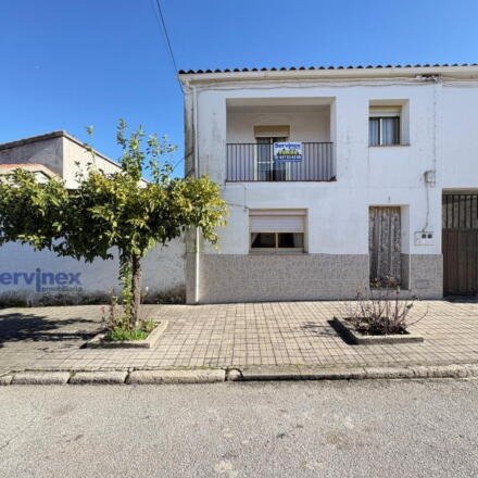 CASA EN BARQUILLA DE PINARES