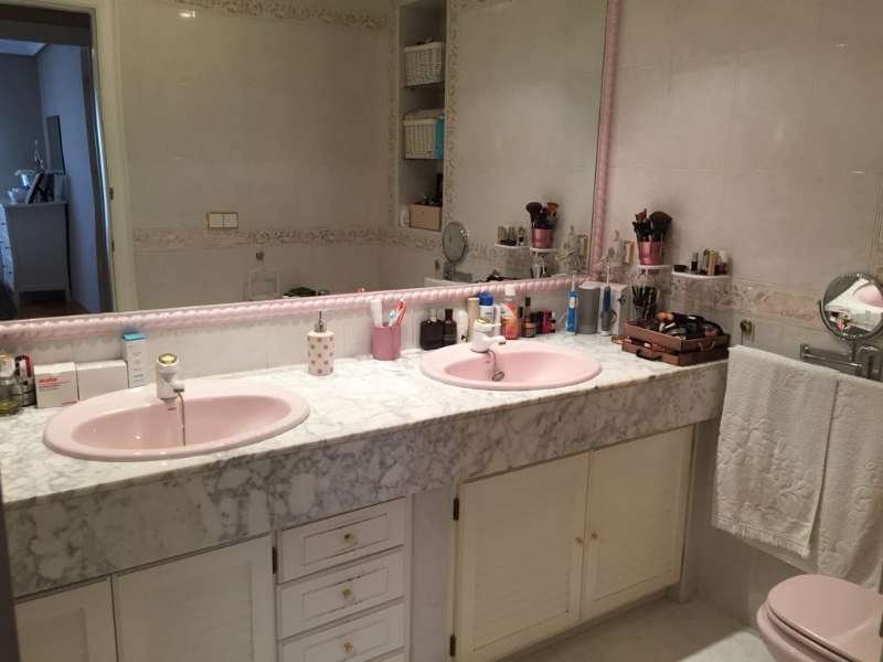 PRECIOSO PISO DE 235 M2 CON GARAJE
