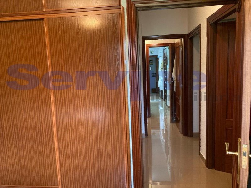 CASA EN PLANTA BAJA EN URBANIZACIÓN PRIVADA  CON PISCINA