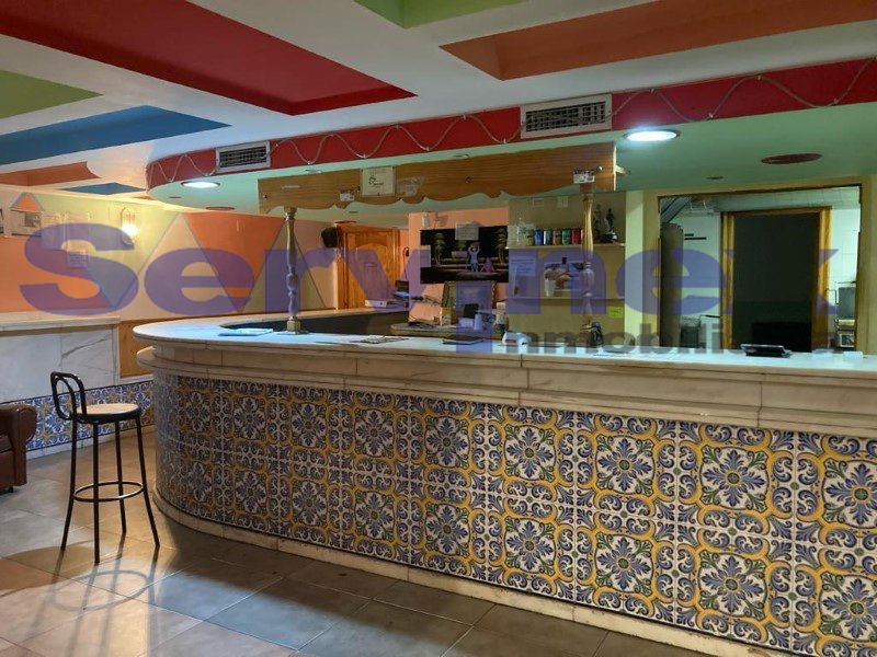 LOCAL TOTALMENTE ACONDICIONADO EN EL PASEO DE LA ESTACIÓN