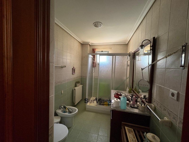 AMPLIO PISO DE 150 m² CON TRASTERO EN EL PASEO DE LA ESTACIÓN