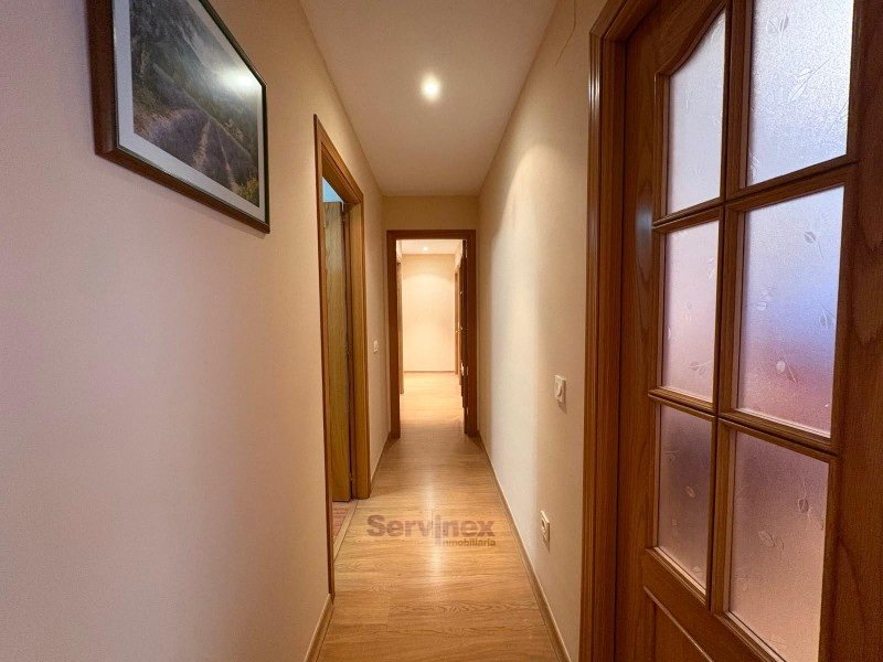 AMPLIO PISO DE RECIENTE CONSTRUCCIÓN CON GARAJE Y TRASTERO