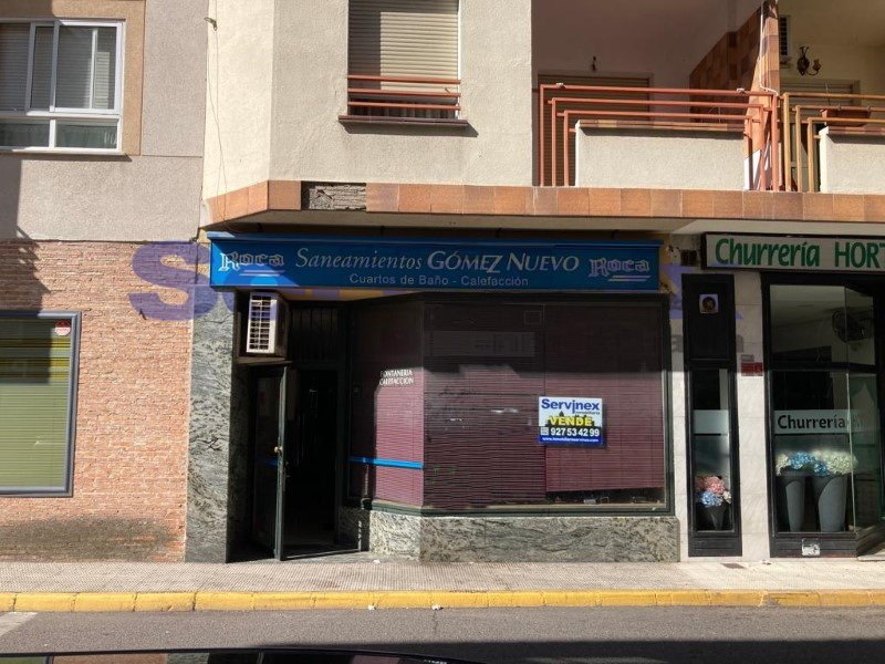 LOCAL TOTALMENTE ACONDICIONADO EN LA C/ GENARO CAJAL