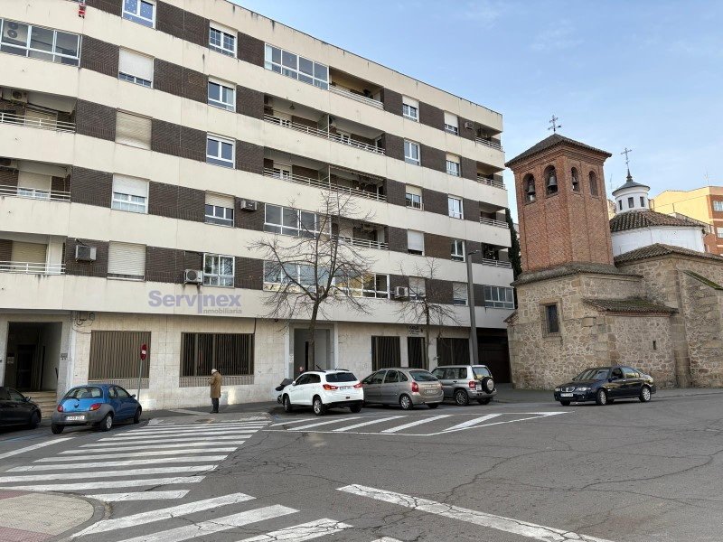 PLAZA DE GARAJE EN LA CRUZ DE LOS CAÍDOS