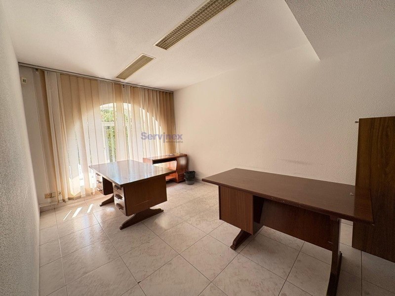 OFICINA  TOTALMENTE ACONDICIONADA DE 150 M2 APROX, C/ PABLO LUENGO