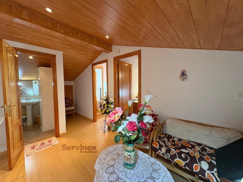 CASA EN CASATEJADA