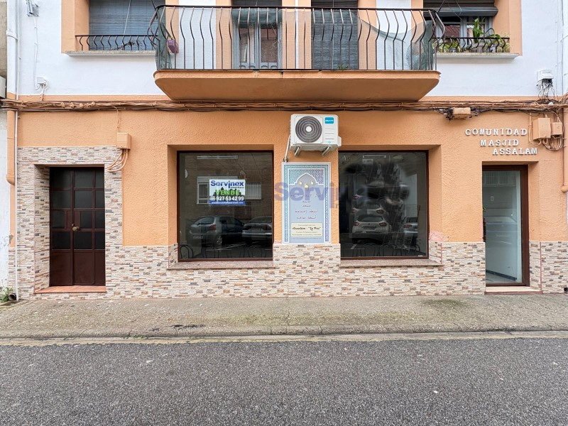 LOCAL EN LA C/ TIRSO DE MOLINA
