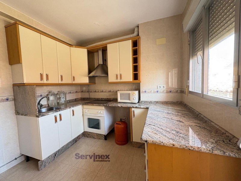 VENTA DE 2 VIVIENDAS CON 2 COCHERAS INDEPENDIENTES, ZONA CENTRO