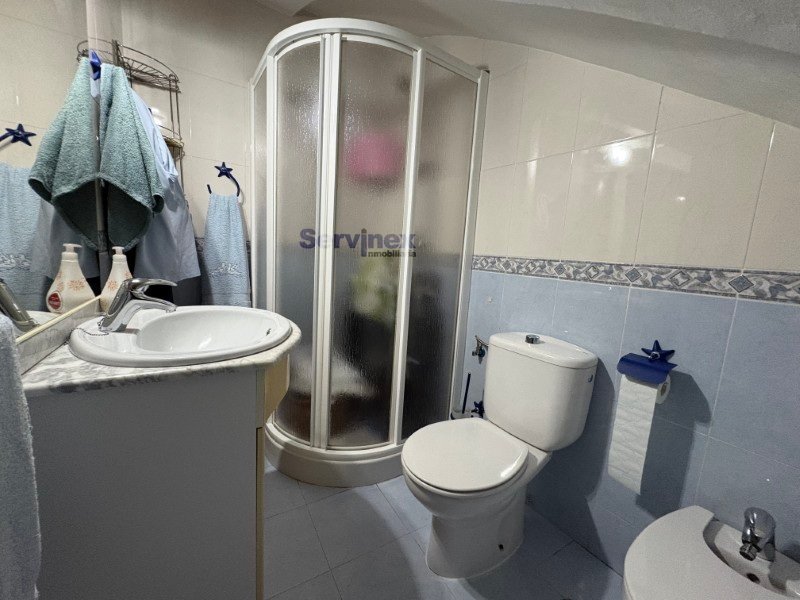 CASA EN PERALEDA DE LA MATA
