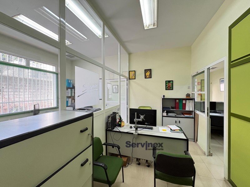 LOCAL TOTALMENTE ACONDICIONADO COMO ACADEMIA DE 210 M2