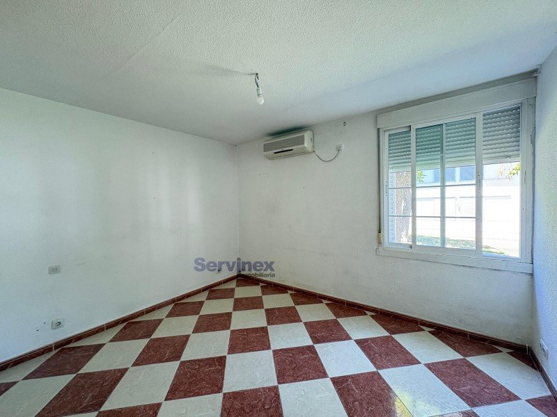 VIVIENDA EN EL POBLADO CNA CON JARDIN Y PISCINA