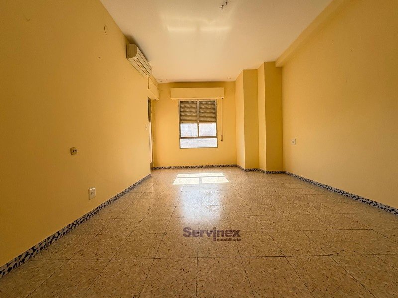 VENTA DE 2 VIVIENDAS CON 2 COCHERAS INDEPENDIENTES, ZONA CENTRO