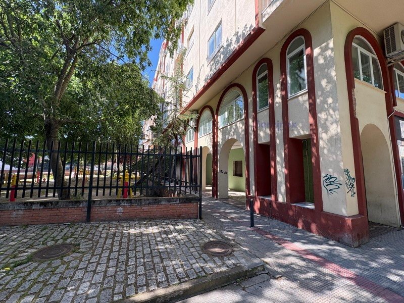 OFICINA  TOTALMENTE ACONDICIONADA DE 150 M2 APROX, C/ PABLO LUENGO