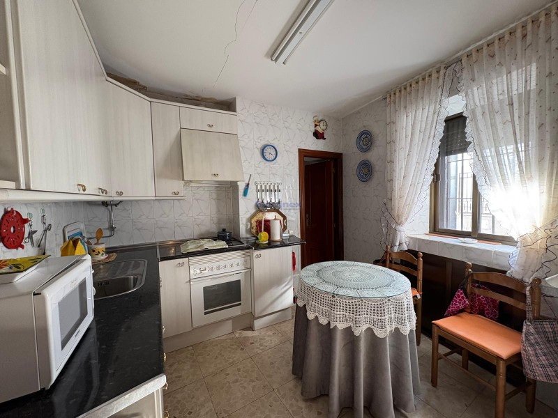 CASA EN LA C/ GABRIEL Y GALÁN
