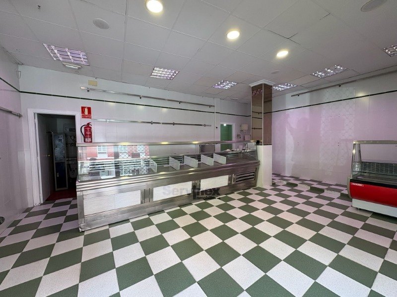 LOCAL COMERCIAL EN LA C/ ANTONIO CONCHA