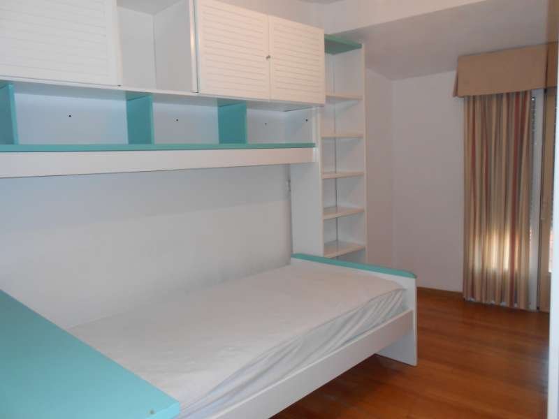 AMPLIA CASA C/ GABRIEL Y GALÁN