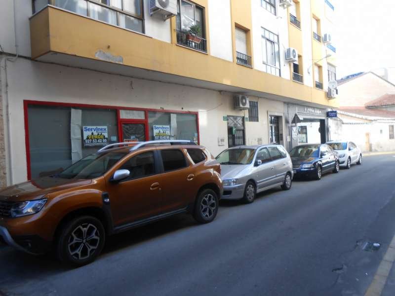 LOCAL EN LA C/ JORGE MORO