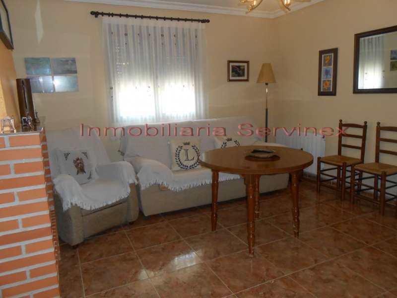PARCELA EN LAS VIÑAS CON CHALET DE NUEVA CONSTRUCCIÓN