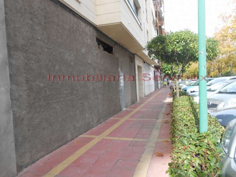 LOCAL DE 256M2 EN EL PASEO DE LA ESTACIÓN