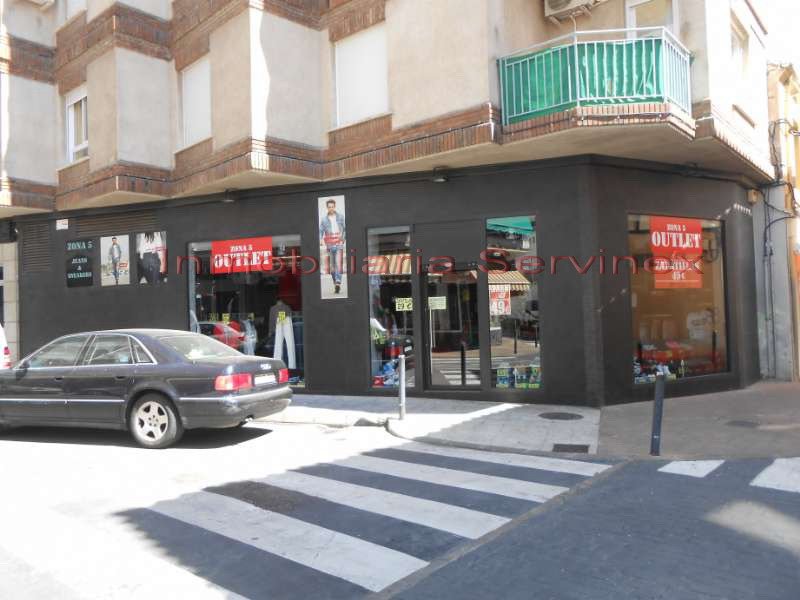 LOCAL ACONDICIONADO EN LA C/ GABRIEL Y GALÁN