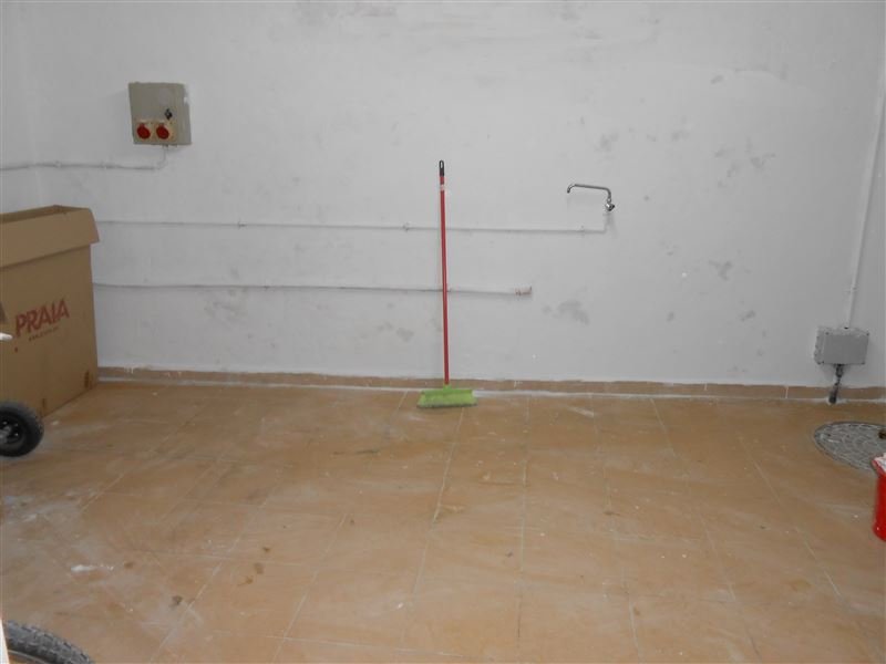 LOCAL CALLE PRINCIPAL