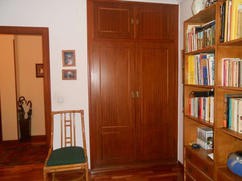 AMPLIO PISO CON GARAJE EN LA CRUZ DE LOS CAIDOS