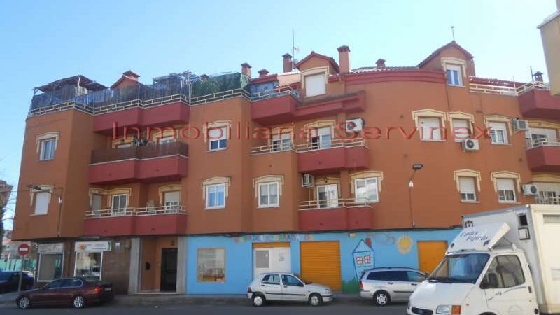 PLAZAS DE GARAJE-ZONA COLEGIO EL POZON