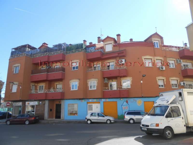 PLAZAS DE GARAJE-ZONA COLEGIO EL POZON