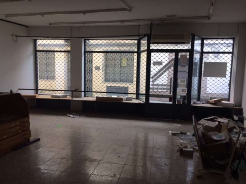 LOCAL A 20 M2 DE LA CALLE PEATONAL