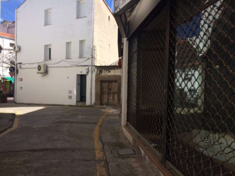 LOCAL A 20 M2 DE LA CALLE PEATONAL