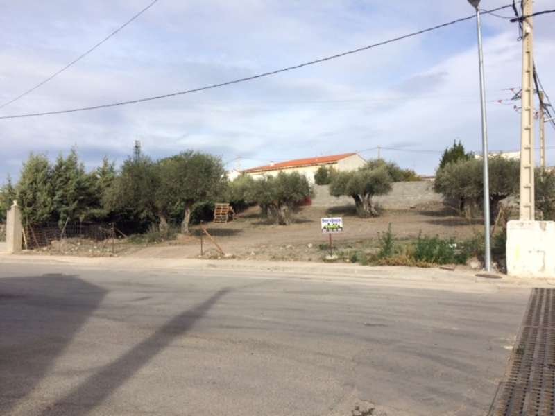 SOLAR URBANO EN PERALEDA DE LA MATA