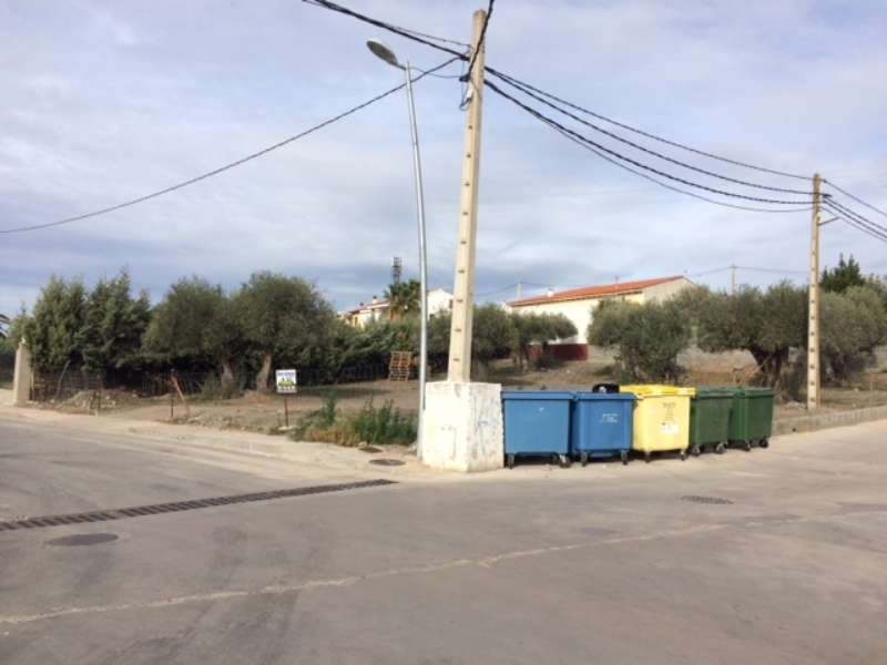 SOLAR URBANO EN PERALEDA DE LA MATA