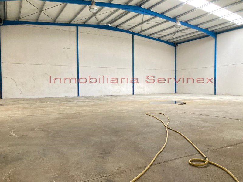 NAVE INDUSTRIAL EN EL POLÍGONO CAMPO ARAÑUELO