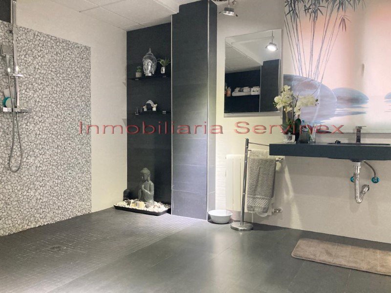 ESPECTACULAR PISO DE 230 M2 CON TERRAZA GARAJE Y TRASTERO