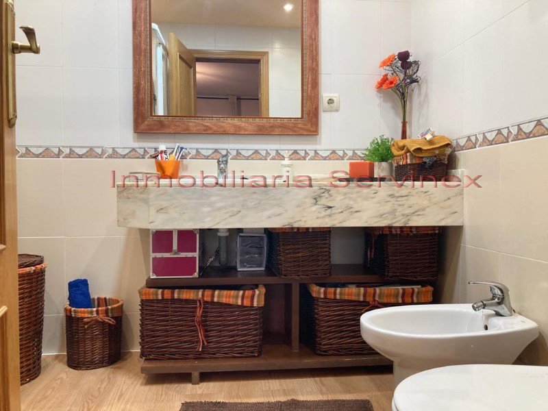 ESPECTACULAR PISO DE 230 M2 CON TERRAZA GARAJE Y TRASTERO
