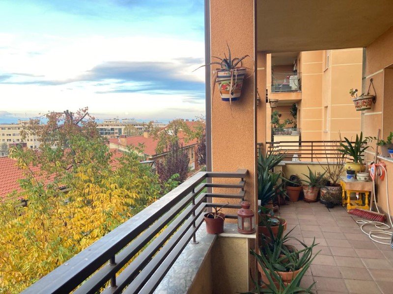 ESPECTACULAR PISO DE 230 M2 CON TERRAZA GARAJE Y TRASTERO