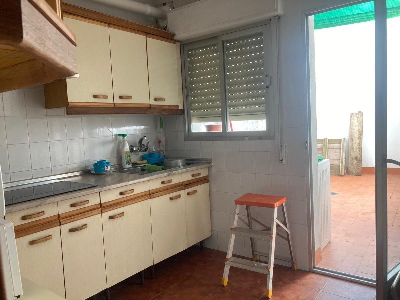 PISO CÉNTRICO CON PATIO