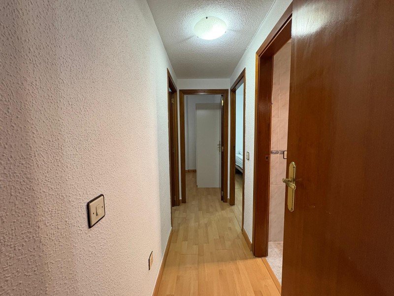 PISO ZONA IES ZURBARÁN