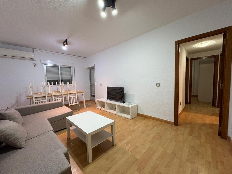 PISO ZONA IES ZURBARÁN