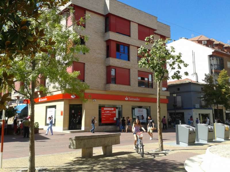 APTO CÉNTRICO CON PLAZA DE GARAJE