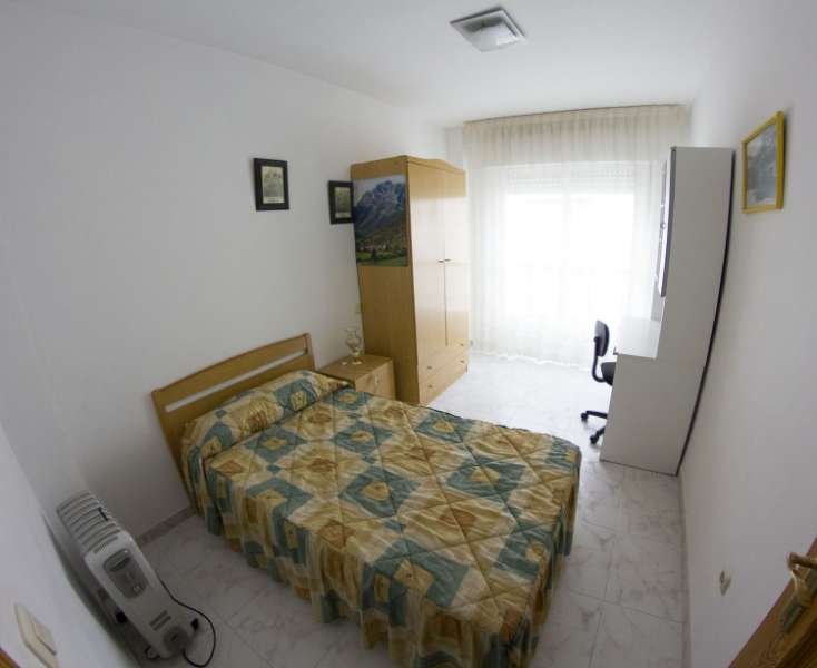 EDIFICIO EN VENTA CON NAVE EN PLANTA BAJA